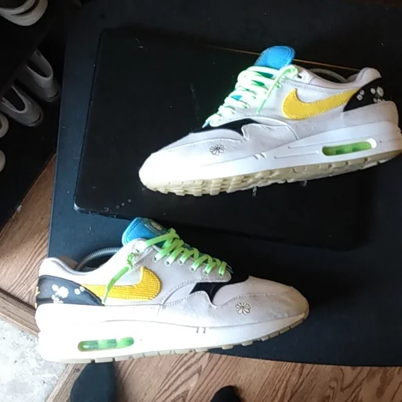 Nike Shoes Nike Air Max Daisy Poshmark